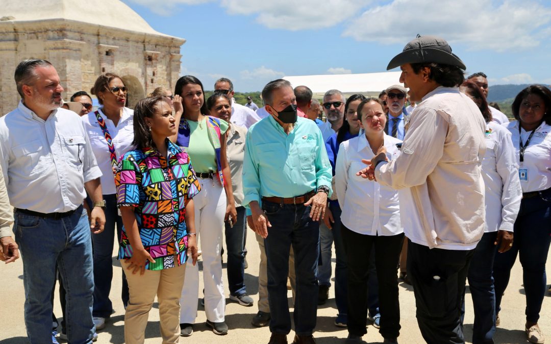 INAUGURA RESTAURACIÓN DEL CASTILLO DE SAN LORENZO